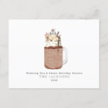 Chocolade Snowman Milkshake Sweet Kerstmis Feestdagenkaart<br><div class="desc">Illustratie van een chocolademaanjar-mokshake met gegripte crème,  warme fudge,  karamel,  chocoladechips,  sproinkles,  sneeuwflake-kerstkoekje en marshmallow-sneeuwman.</div>