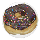 Chocolade Sprinkled Donut met Sprinkles Keramische Knop (Voorkant)