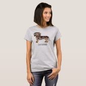 Chocolade & Tan Dapple Short Hair Dachshund & Text T-shirt (Voorkant volledig)
