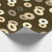 Chocolade vanille donuts elegant patroon bruin cadeaupapier (Hoek)