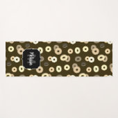 Chocolade vanille donuts patroon bruin Monogram Yogamat (Voorkant (horizontaal))
