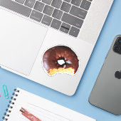 Chocolade, voorgekookte colade, donut sticker (Laptop met iPhone)