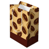 Chocoladebruine donuts patroon medium cadeauzakje (Achterkant Gekanteld)