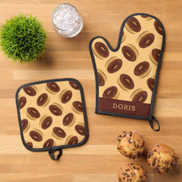 Chocoladebruine donuts patroon ovenwant & pannenlap set