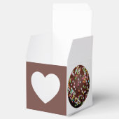Chocoladecake met sproinkles-hoes bedankdoosjes (Geopend)