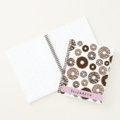 Chocoladedonuts, karameldonuts, ijs, Jouw naam Notitieboek (Binnen)