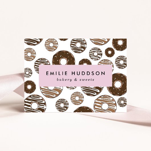 Chocoladedonuts, zoet, keukenwinkel, banketbakkers visitekaartje