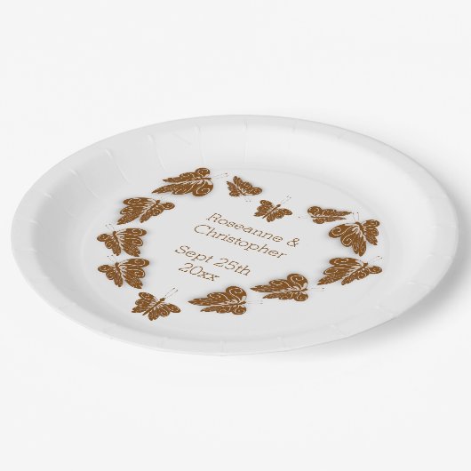 Chocoladekleurige vlinders ontwerp bruiloft papieren bordje (Gekanteld)