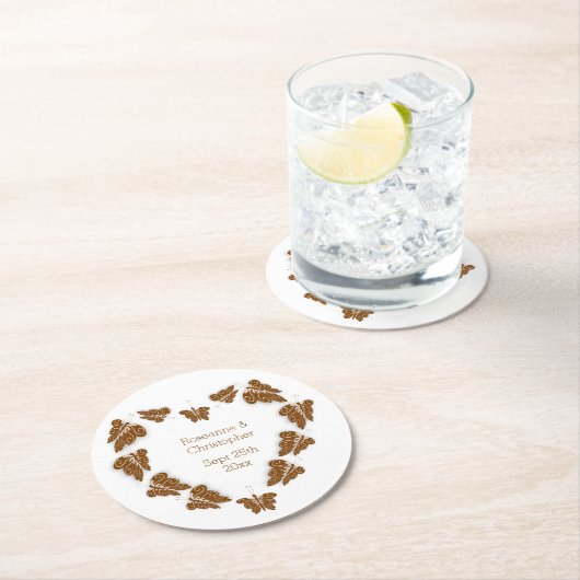 Chocoladekleurige vlinders ontwerp bruiloft ronde kartonnen onderzetter (Insitu)