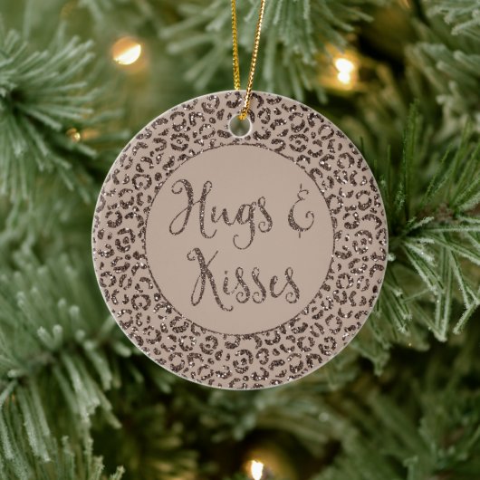 Chocolate Brown Mocha Cream Leopard Glitter Kisses Keramisch Ornament (Boom)