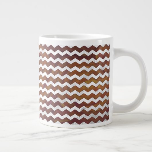 Chocolate Carmel Swirl Chevron Pattern Grote Koffiekop (Rechts)