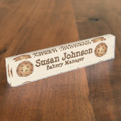 Chocolate Chip Cookie Bakery Manager Pastry Chef Naambordje (Zijkant)