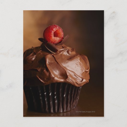 Chocolate Cupcake met frambozentopslag Briefkaart (Voorkant)