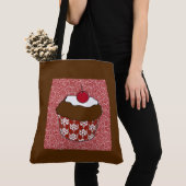 Chocolate Cupcake op rood en wit patroon Tote Bag (Dichtbij)