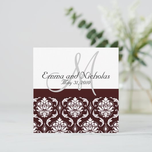 Chocolate Damask Monogram Weddenschap Kaart (Staand voorkant)