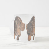 Chocolate Dapple Dachshund Frosted Mok (Voorkant links)