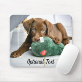 Chocolate Lab Puppy met een Speelgoed Muismat (Met muis)