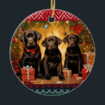 Chocolate Labrador Retriever puppies Kerst Keramisch Ornament<br><div class="desc">Vier het vakantieseizoen met dit charmante kerstboom ornament met een schattige Chocolate Labrador Retriever puppies! Perfect voor hondenliefhebbers, dit prachtig vervaardigde ornament voegt een vleugje hondenvreugde toe aan uw vakantiedecor. Het vangt de speelse en pluizige geest van een labrador, waardoor het een ideale aanvulling op uw kerstboom of een doordacht...</div>