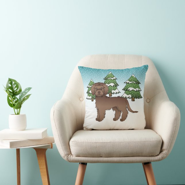 Chocolate Mini Goldendoodle-hond in een winterbos Kussen (Stoel)