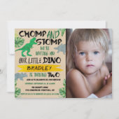 Chomp & Stomp! Dinosaur Boys 2e verjaardag Foto Kaart (Voorkant)