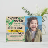 Chomp & Stomp! Dinosaur Boys 3rd Birthday Foto Kaart (Staand voorkant)