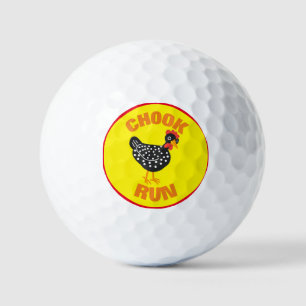 Chook run gele achtergrond golfballen
