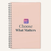 Choose What Matters Minimal Motivational Notebook Notitieboek (Voorkant)