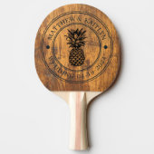 Chopping Block Pineapple Wedding Crest & Names Tafeltennisbatje (Achterkant)