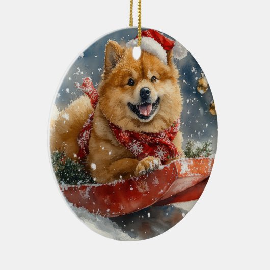 Chow Chow Dog in Sledge Laat het Sneeuw Kerstmis Keramisch Ornament (Rechts)