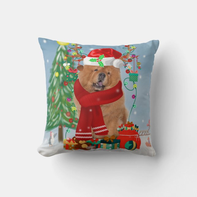Chow Chow Dog in sneeuw met kerstcadeautjes Kussen (Voorkant)