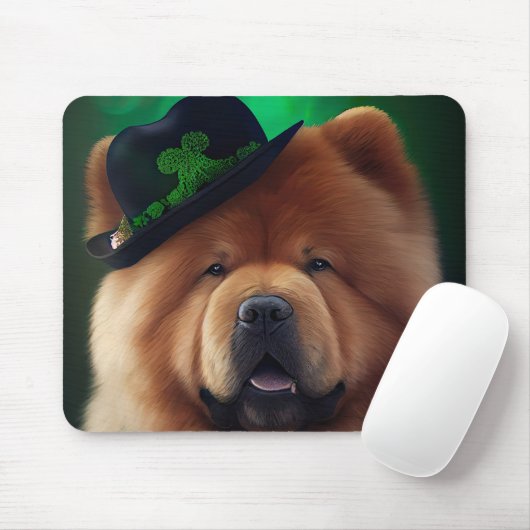 Chow Chow-hond in St. Patrick's Day-jurk Muismat (Met muis)