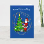 Chrismukkah Santa met Menorah-kerstkaart Kaart<br><div class="desc">Deze Chrismukkah-kaart is voorzien van de kerstman die een menorah vasthoudt met een kerstboom met een ster en lichten. Dus je vakantie kan helder zijn van een kerstboom of van de kaarsen op de Menorah. Dat is toch mijn idee. Maar u kunt de binnenste groet wijzigen om uw ontvanger(s) aan...</div>