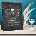 Christelijk Chalkboard Wedding Plaque Fotoplaat<br><div class="desc">Een nieuw echtpaar met deze moderne Christelijke cadeauplaque,  met Mark 19:6. Dit maakt ook een geweldig verjaardagscadeau.</div>