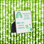 Christelijk Gebed voor kinderen Groen | Fotoplaat<br><div class="desc">Monogram voor u om uw eigen gebed in te voegen als u dat wilt, Tafelblad Plaque met Ezel. Dit schattige boho thema met een groene regenboog en melkweg, en groene tekst op een witte achtergrond, staten, Lieve God, help me moedig en sterk te zijn. Met jou, ik weet dat ik...</div>