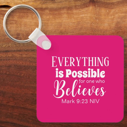 Christelijk Geloof Bijbel Verse Believe Hot Pink Sleutelhanger (Voorkant)