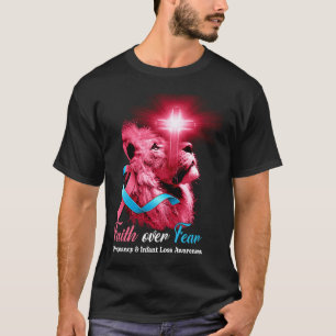 Christelijk Leeuwenkruis Geloof Over Angst Zwanger T-shirt