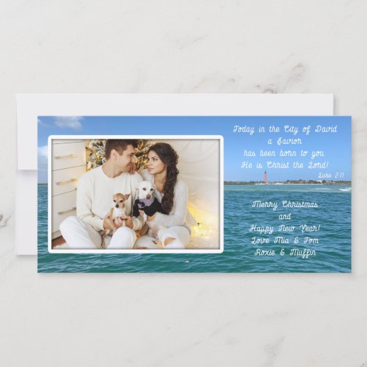 Christelijke kerstvuurtoren voor de oceaanfotokaar feestdagenkaart (Voorkant)