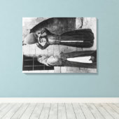 Christelijke meisjes met waterjuk in Nazareth Canvas Afdruk (Insitu (Houten vloer))