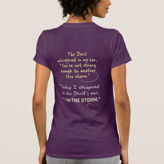 Christelijke vrouwen Ik ben het Storm dat geperst T-shirt (Achterkant)