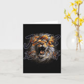 Christian Jesus Is King With Striking Lion Of Juda Kaart (Gele Bloem)