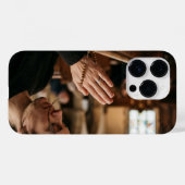 Christian Praying Hands with Rosary iPhone Case (Achterkant (horizontaal))