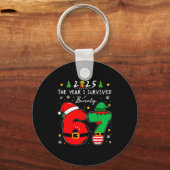 Christmas 2025 The Year I Barely Survived Six Seve Sleutelhanger (Voorkant)