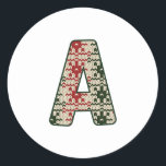 Christmas Alphabet (1) Ronde Sticker<br><div class="desc">Alphabet is een spel waar spelers wedijveren om brieven van het alfabet te verzamelen en op het bord te plaatsen. De spelers moeten vooruit denken om de beste brief te vinden om te plaatsen,  terwijl als</div>