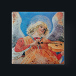 CHRISTMAS ANGEL VIERKANTE BUTTON 5,1 CM<br><div class="desc">Elegant en klassiek ontwerp, ontwikkeld op basis van een schilderij van Renaissance. Melozzo da Forli, muziekmakend angel, detail van een fresco c.1480.</div>