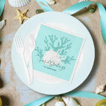 Christmas Beach Zeeen & Groeten Zanddollar Aqua Servet<br><div class="desc">Deze strandelijke kerstpapieren servetten zijn ideaal voor vakantie aan de kust, met aqua blauw glitter koraal, witte zanddollar en zeesterren, en de seizoensboodschap "Zeeen & Groeten", op een lichte aqua blauwe achtergrond. * Als u dit ontwerp op meer producten wilt of ontwerphulp nodig hebt, neem dan contact met mij op...</div>