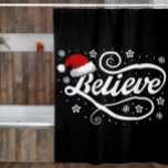 Christmas Believe Santa Claus - Santa Hat Zwart Douchegordijn<br><div class="desc">Omarm de magie van het vakantieseizoen met ons 'Christmas Believe Santa Claus - Santa Hat Black'-ontwerp. Met een klassieke kerstmuts en de tijdloze boodschap van geloven in de vreugde en het wonder van Kerstmis, is dit feestelijke ontwerp perfect voor het verspreiden van feestvreugde. Of je nu een echte gelovige in...</div>