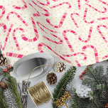 Christmas-Candy Canes-Red en Pink-Cream Textured Cadeaupapier<br><div class="desc">Rode en pastelroze snoepstokken op een crème/off witte wervelende gestructureerde achtergrond met karamelstukjes. Ook verkrijgbaar in vellen: https://www.zazzle.com/z/a2jhlaw8?rf=238986706153284958</div>