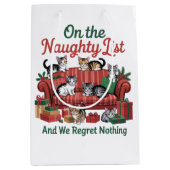 Christmas Cats On The Naughty List 90s Retro Cat Medium Cadeauzakje (Voorkant)
