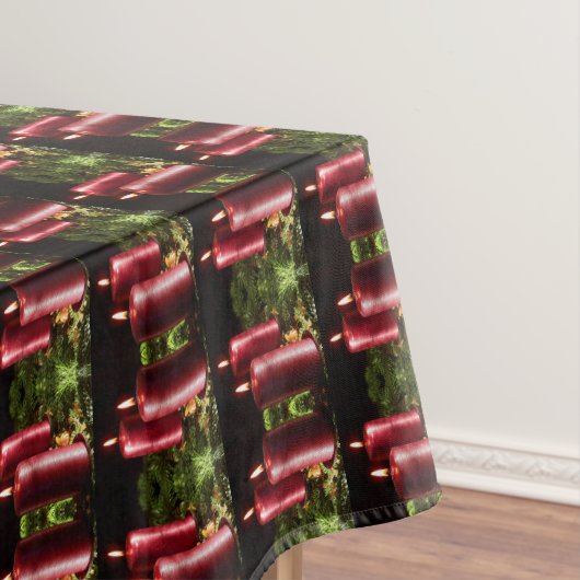 Christmas Celebration Red Candles Green Leaves Tafelkleed (Voorbeeld)