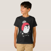 Christmas Cute Baby Penguin Wearing Winter Hat W_e T-shirt (Voorkant volledig)